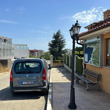 студио марина вил Apartament *
